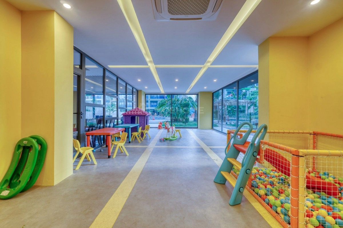 Luxury 3+1 Duplex Near Sea