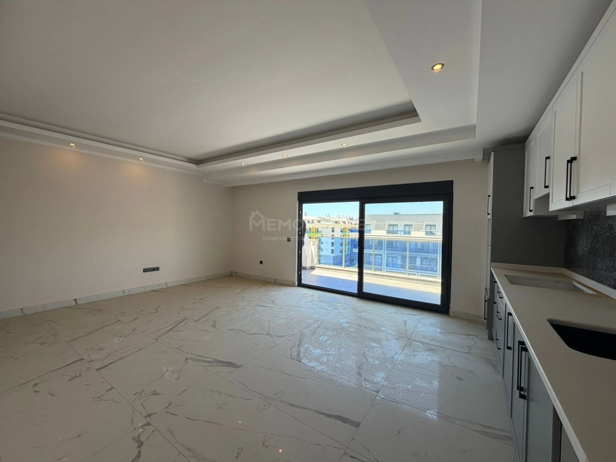 Luxury 3+1 Duplex Near Sea