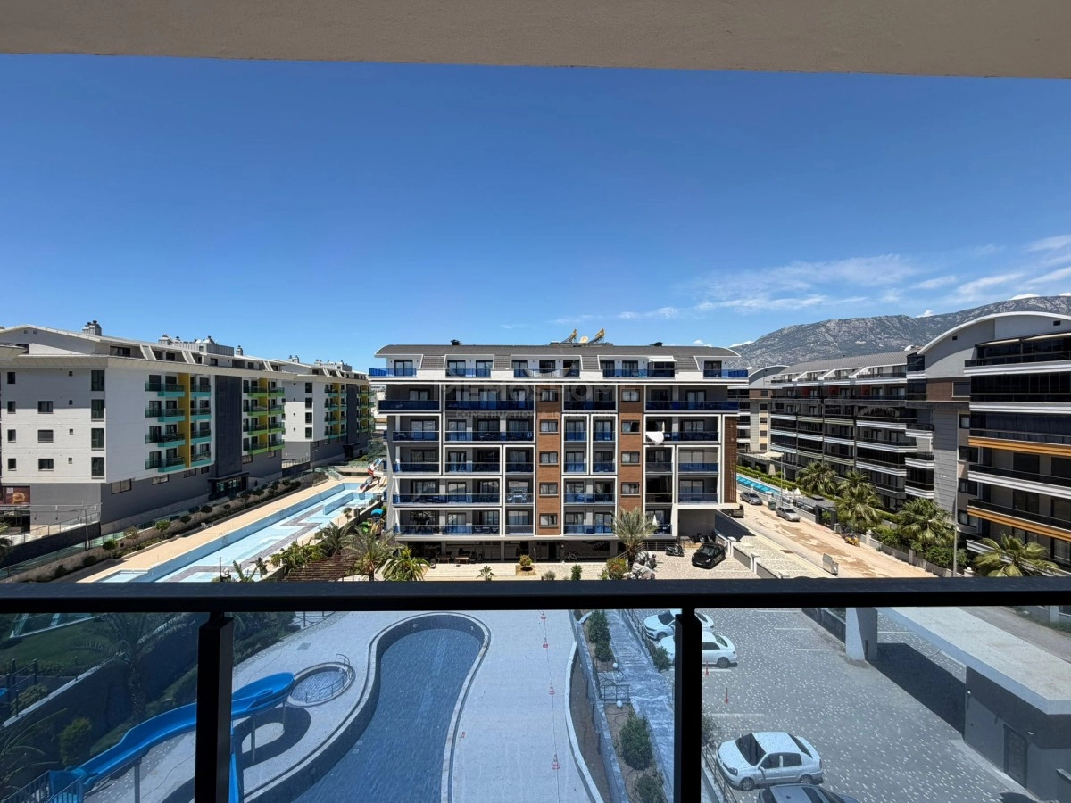 Luxury 3+1 Duplex Near Sea