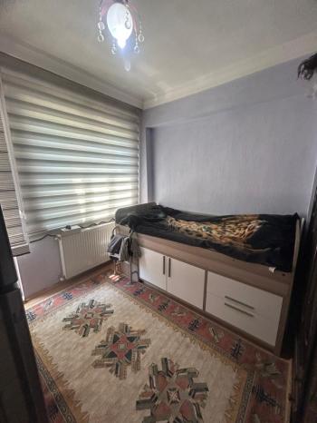 AFYON ÜÇOK EMLAKTAN ESENTEPE MAH KİRALIK TEMİZ BAKIMLI 2+1 DAİRE