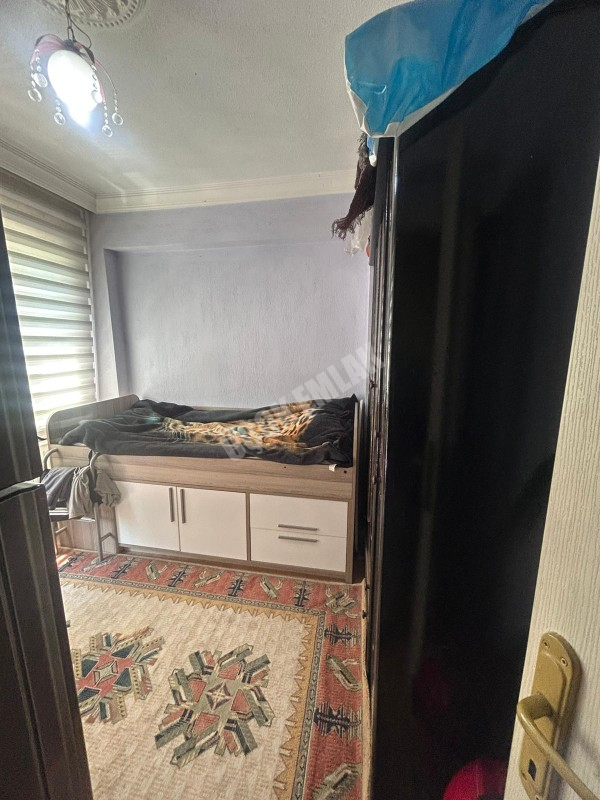 AFYON ÜÇOK EMLAKTAN ESENTEPE MAH KİRALIK TEMİZ BAKIMLI 2+1 DAİRE