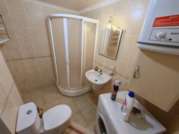 Didim Çamlık'ta Ünlü Royal Marina Complex İçinde Satılık Havuz Gören Eşyalı Giriş Kat Daire