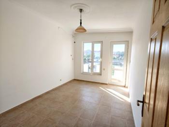 Didim Efeler'de Satılık Geniş 4+1 Kat Dubleksi 190m2 - Ailelere Özel