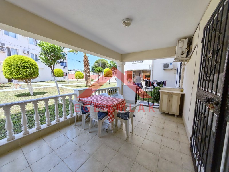 Didim Çamlık'ta Ünlü Royal Marina Complex İçinde Satılık Havuz Gören Eşyalı Giriş Kat Daire