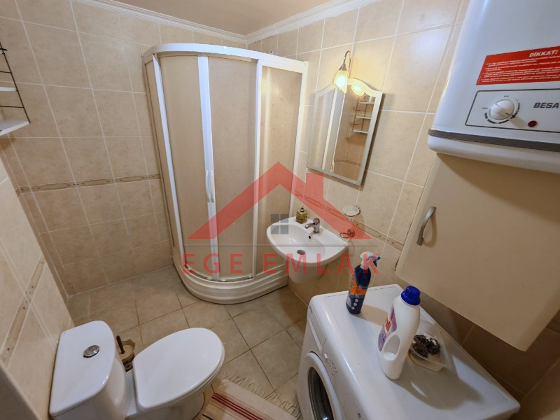 Didim Çamlık'ta Ünlü Royal Marina Complex İçinde Satılık Havuz Gören Eşyalı Giriş Kat Daire