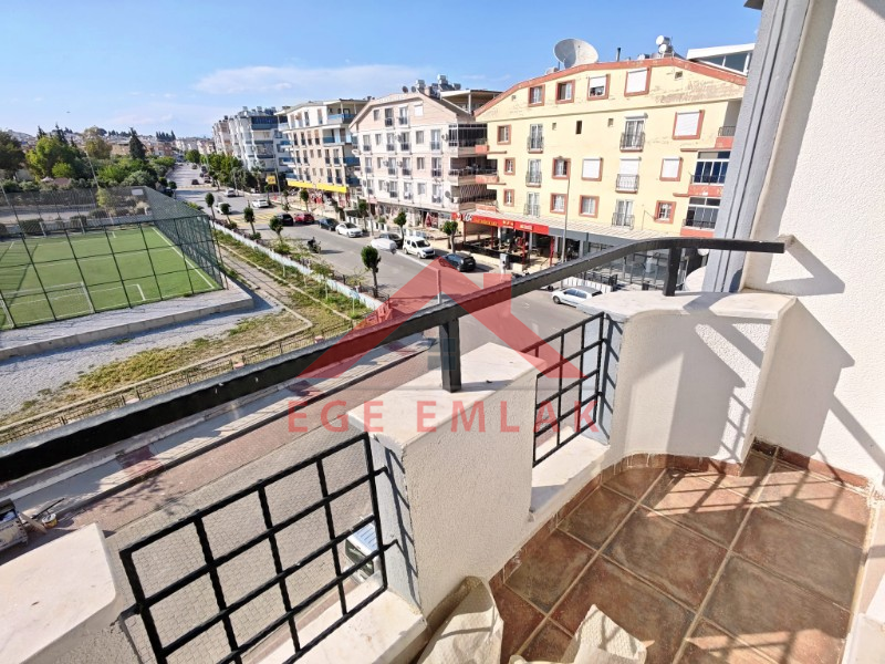 Didim Efeler'de Satılık Geniş 4+1 Kat Dubleksi 190m2 - Ailelere Özel