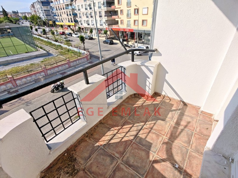 Didim Efeler'de Satılık Geniş 4+1 Kat Dubleksi 190m2 - Ailelere Özel
