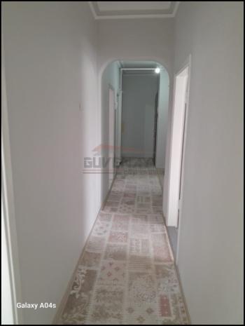 GÜVENAY - ÇORUM MİMARSİNAN MİMARSİNAN CAMİİ KARŞISI 4+1 BAKIMLI SATILIK DAİRE 