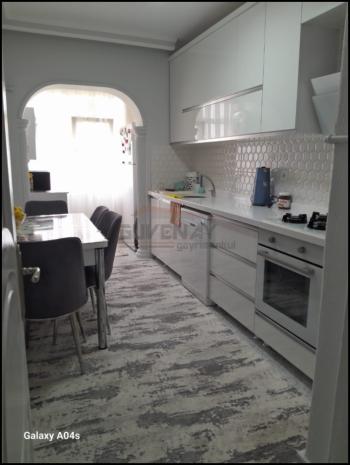 GÜVENAY - ÇORUM MİMARSİNAN MİMARSİNAN CAMİİ KARŞISI 4+1 BAKIMLI SATILIK DAİRE 