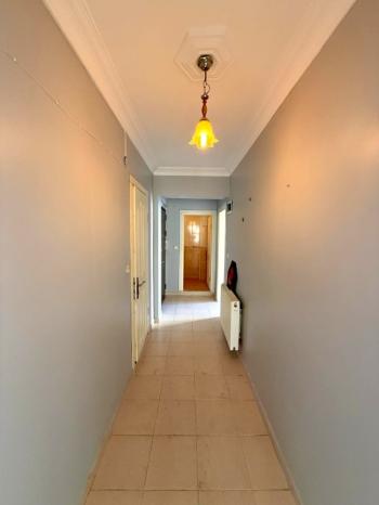 Efeler Mahallesinde 3+1 Ayrı Mutfaklı Kiralık Daire