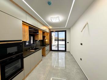 Didim'in En Sade Ve Şık Satılık Villası
