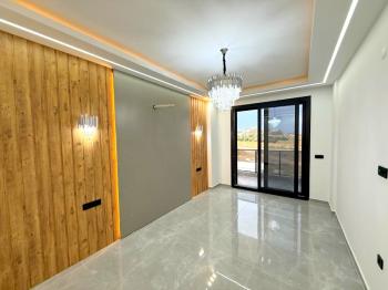 Didim'in En Sade Ve Şık Satılık Villası