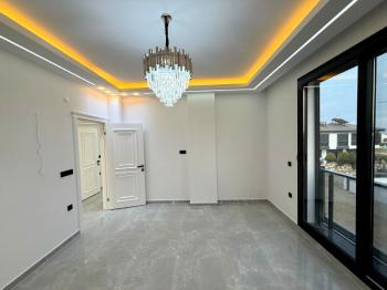 Didim'in En Sade Ve Şık Satılık Villası