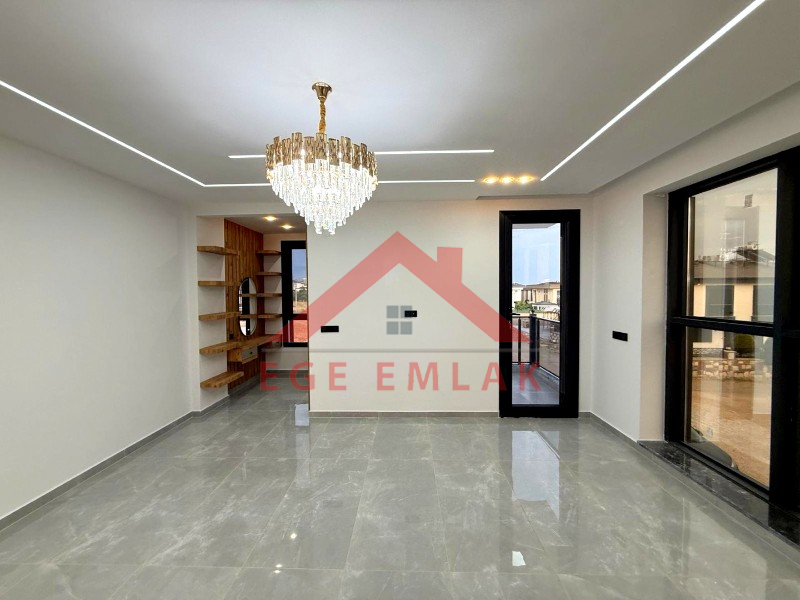 Didim'in En Sade Ve Şık Satılık Villası