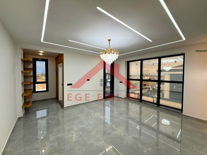 Didim'in En Sade Ve Şık Satılık Villası
