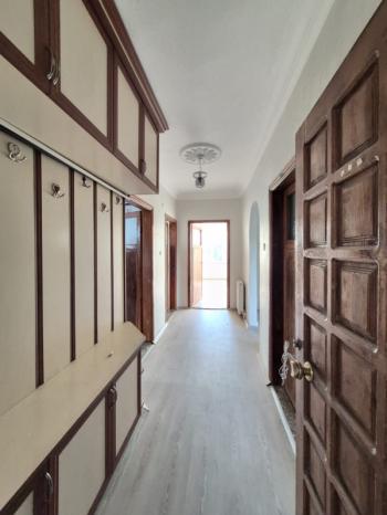 AFYON ÜÇOK EMLAKTAN ALİ İHSAN PAŞA MAH KİRALIK 3+1 TEMİZ BAKIMLI DAİRE