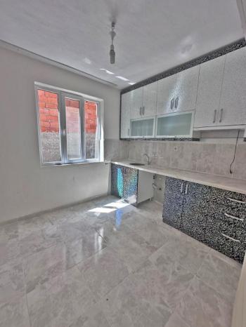 AFYON ÜÇOK EMLAKTAN NURİBEY KASABASINDA SATILIK 2+1 TEMİZ BAKIMLI MÜSTAKİL EV