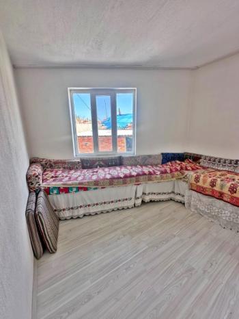 AFYON ÜÇOK EMLAKTAN NURİBEY KASABASINDA SATILIK 2+1 TEMİZ BAKIMLI MÜSTAKİL EV