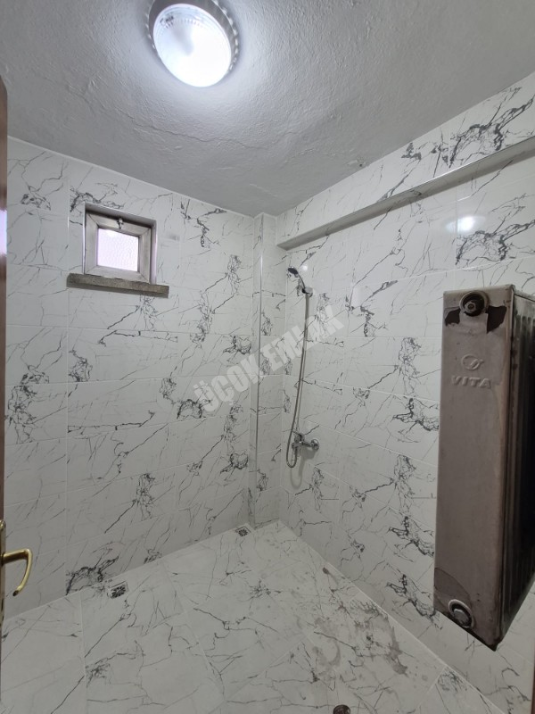 AFYON ÜÇOK EMLAKTAN ALİ İHSAN PAŞA MAH KİRALIK 3+1 TEMİZ BAKIMLI DAİRE