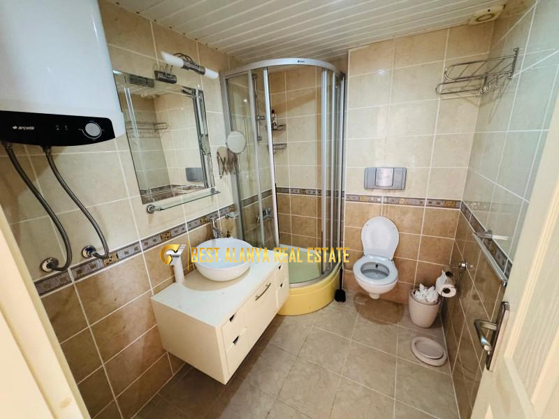 ALANYA TEPE MAHALLESİ GÜNLÜK KİRALIK 3+1 TRİPLEKS VİLLA