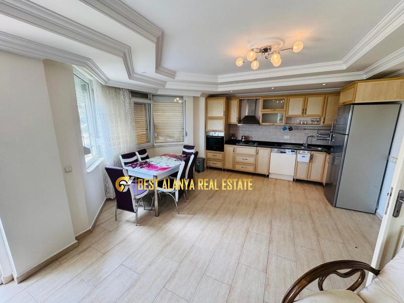ALANYA TEPE MAHALLESİ GÜNLÜK KİRALIK 3+1 TRİPLEKS VİLLA
