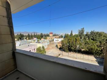Lefkoşa Kızılbaş Bölgesinde 3 Ay Peşin Ödemeli Full Eşyalı Kiralık 3+1 Daire
