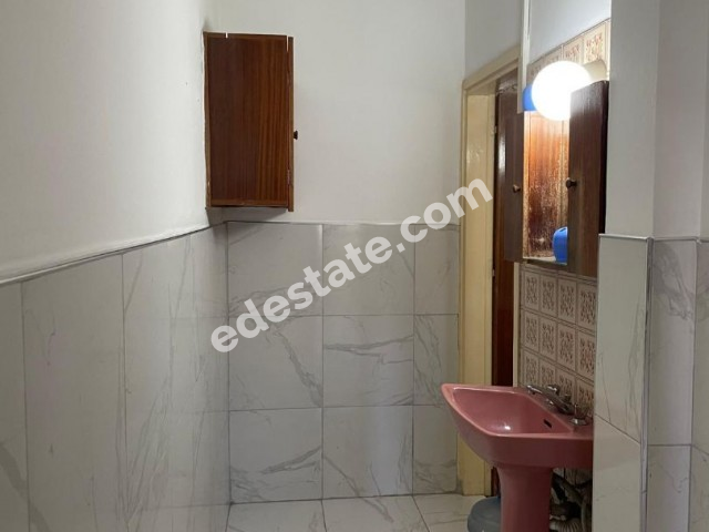 Lefkoşa Gönyeli Bölgesinde EŞYALI 3 AY ÖDEMELİ KİRALIK 2+1 DAİRE