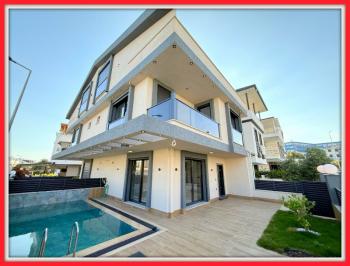 Didim Efeler Mahallesinde Havuzlu Satılık 3+1 Villa