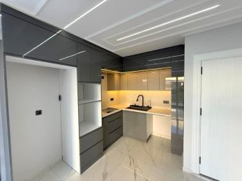 Didim Efeler Mahallesinde Havuzlu Satılık 3+1 Villa