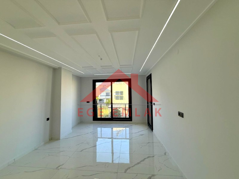 Didim Efeler Mahallesinde Havuzlu Satılık 3+1 Villa