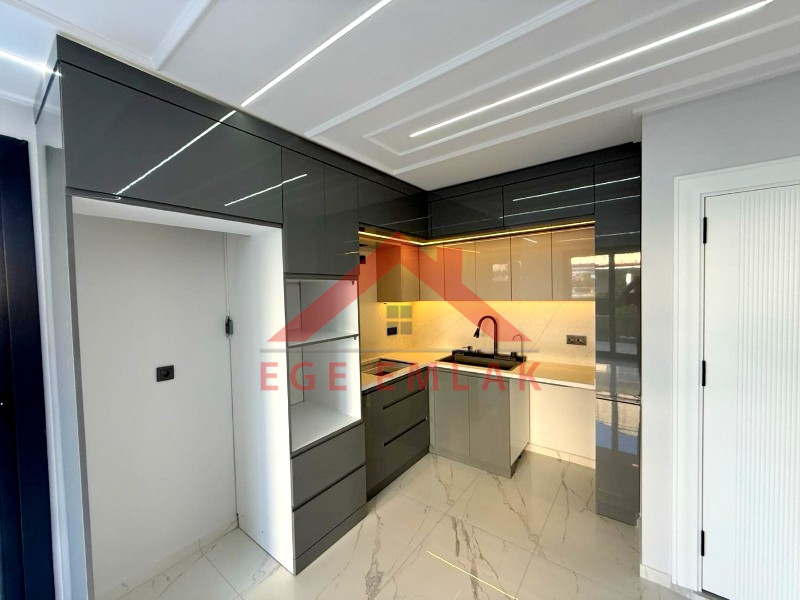 Didim Efeler Mahallesinde Havuzlu Satılık 3+1 Villa