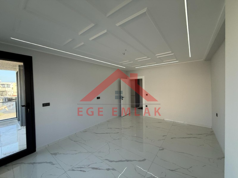 Didim Efeler Mahallesinde Havuzlu Satılık 3+1 Villa