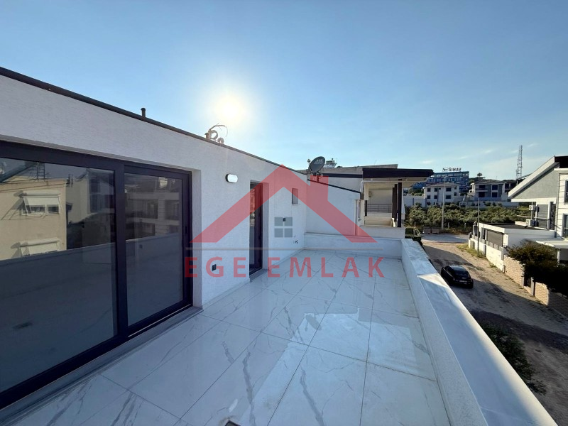Didim Efeler Mahallesinde Havuzlu Satılık 3+1 Villa