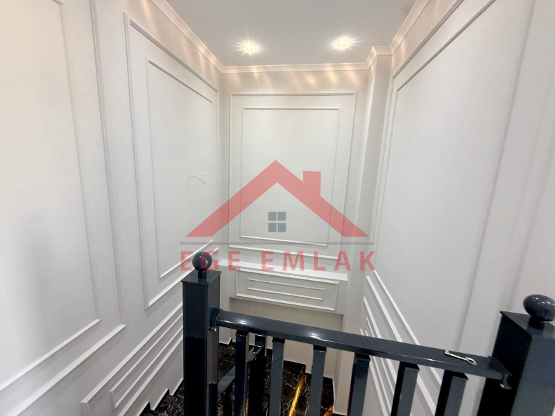 Didim Efeler Mahallesinde Havuzlu Satılık 3+1 Villa