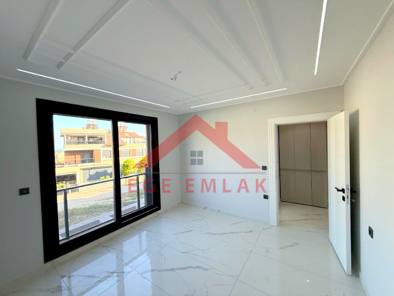Didim Efeler Mahallesinde Havuzlu Satılık 3+1 Villa