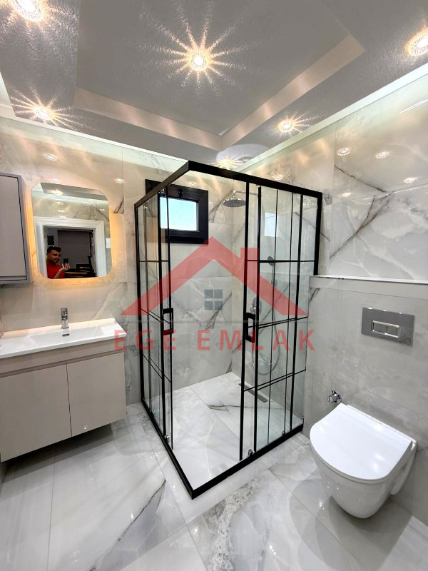 Didim Efeler Mahallesinde Havuzlu Satılık 3+1 Villa