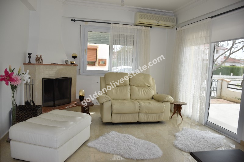 MAĞUSA TUZLA BÖLGESİNDE SATILIK 3+1 VİLLA