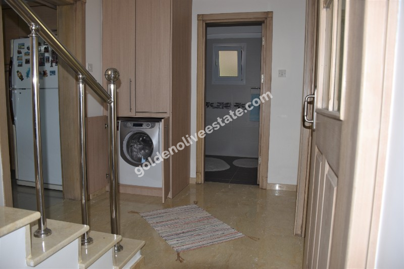 MAĞUSA TUZLA BÖLGESİNDE SATILIK 3+1 VİLLA