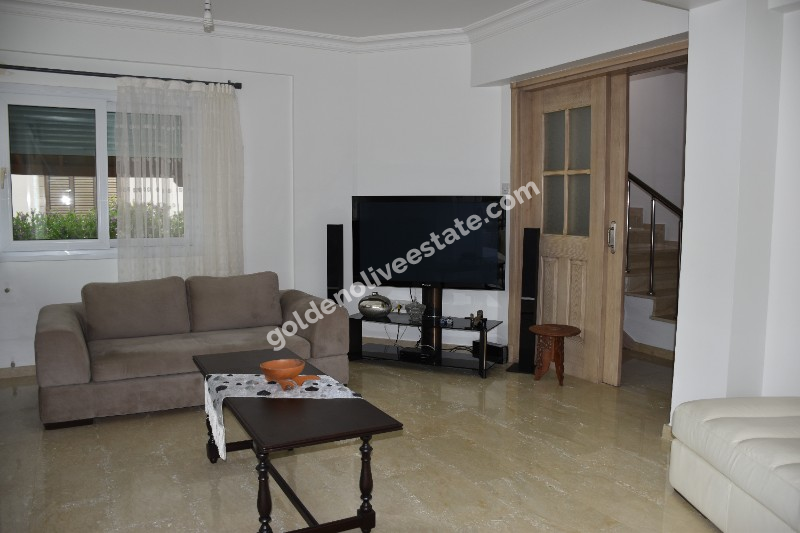 MAĞUSA TUZLA BÖLGESİNDE SATILIK 3+1 VİLLA