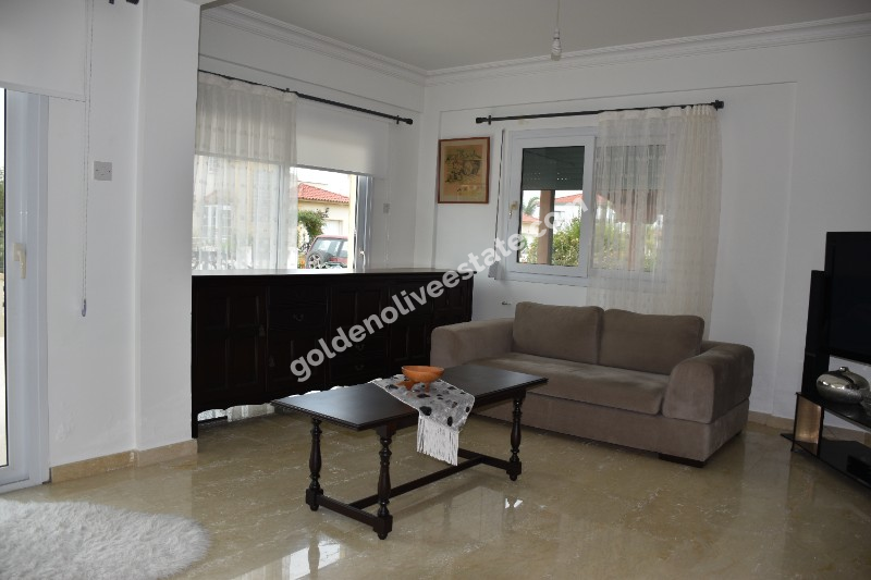 MAĞUSA TUZLA BÖLGESİNDE SATILIK 3+1 VİLLA