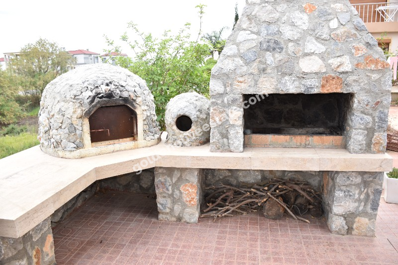 MAĞUSA TUZLA BÖLGESİNDE SATILIK 3+1 VİLLA