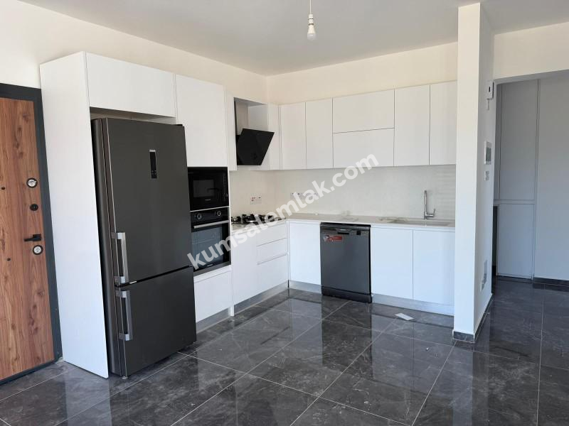KÖŞKLÜÇİFTLİK'TE YENİ SIFIR 2+1 AYLIK ÖDEMELİ BEYAZ EŞYALI KİRALIK DAİRE 