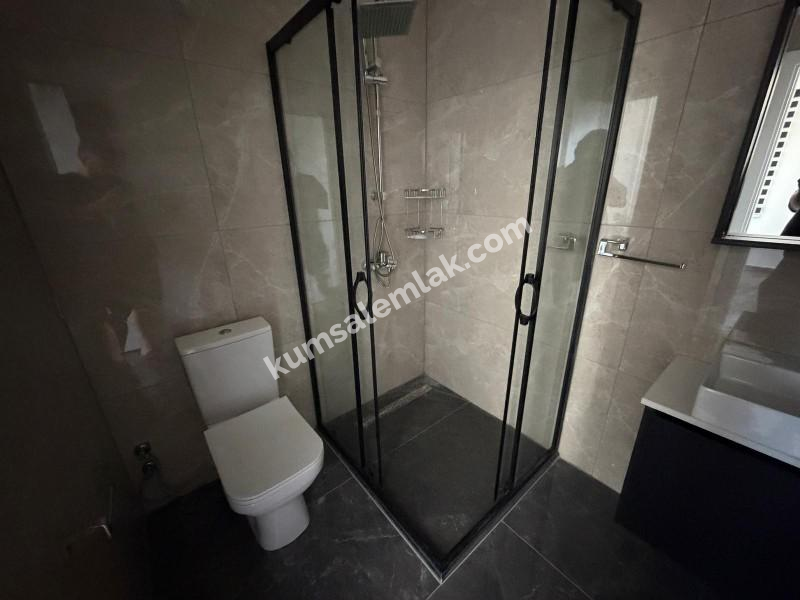 KÖŞKLÜÇİFTLİK'TE YENİ SIFIR 2+1 AYLIK ÖDEMELİ BEYAZ EŞYALI KİRALIK DAİRE 
