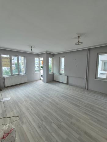 ✮ AFYON ÜÇOK EMLAKTAN CUMHURİYET MAH 3+1 120M² TEMİZ BAKIMLI KİRALIK DAİRE ✮