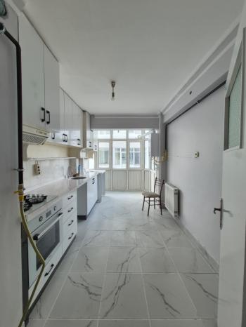 ✮ AFYON ÜÇOK EMLAKTAN CUMHURİYET MAH 3+1 120M² TEMİZ BAKIMLI KİRALIK DAİRE ✮
