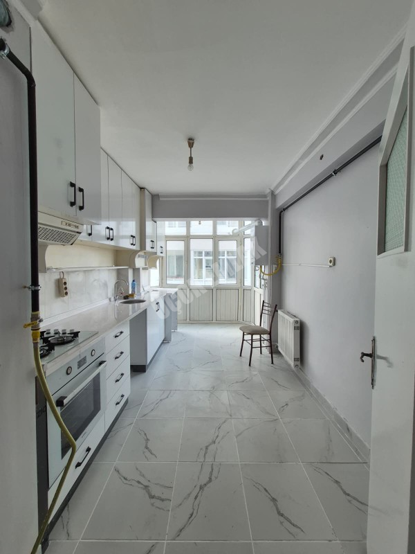 ✮ AFYON ÜÇOK EMLAKTAN CUMHURİYET MAH 3+1 120M² TEMİZ BAKIMLI KİRALIK DAİRE ✮