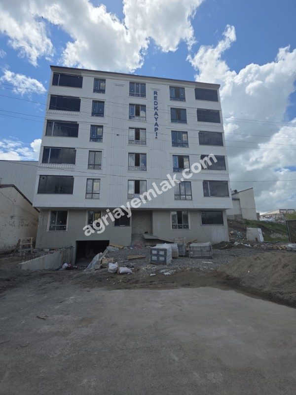 FIRAT MAH. ÇEVRE YOLU 3+1 SIFIR SATILIK DAİRELER