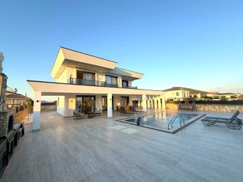Didim Yeşiltepede Satılık Tam Müstakil Villa