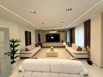 Didim Yeşiltepede Satılık Tam Müstakil Villa