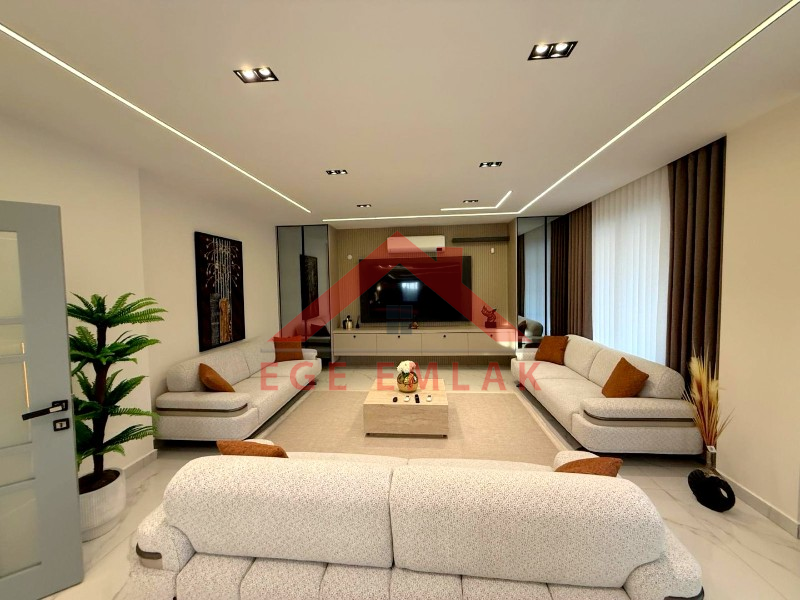 Didim Yeşiltepede Satılık Tam Müstakil Villa